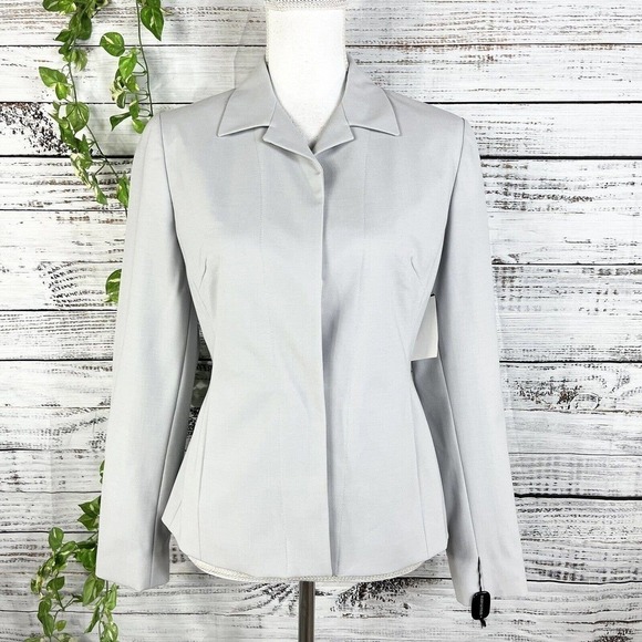 Tahari Blazer Jacket sz 4 Classic Light Gray Wool Stretch Career Wedding Church - Picture 1 of 14